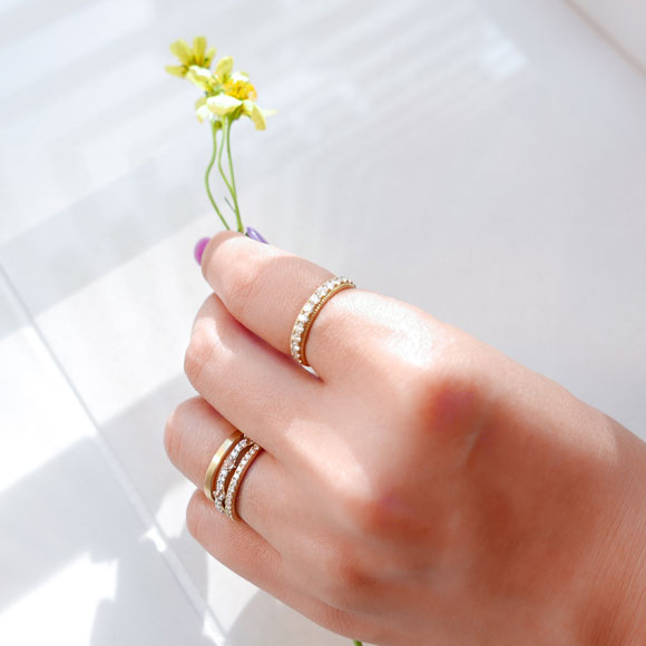 イサロイ「マリッジリングとエタニティリングの重ね付け」